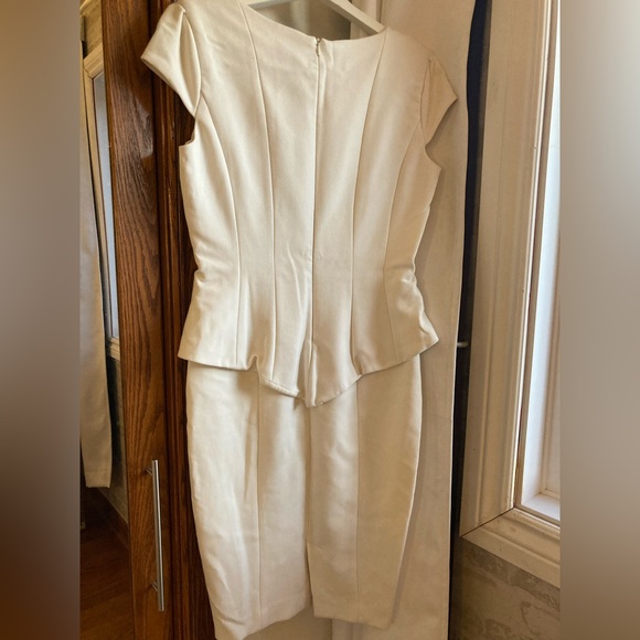 Dress - Picture 2 of 6